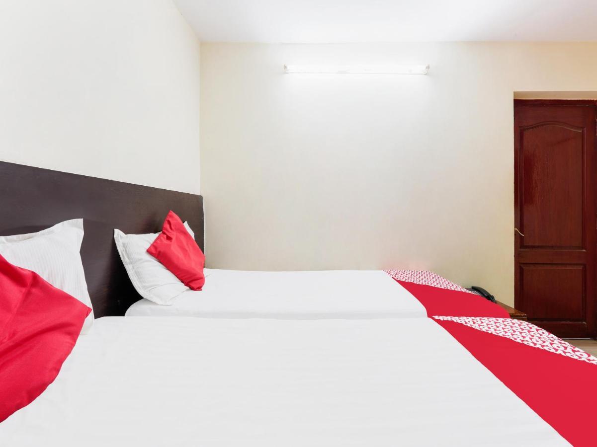 Spot On Hotel Supriya Vijayawāda エクステリア 写真