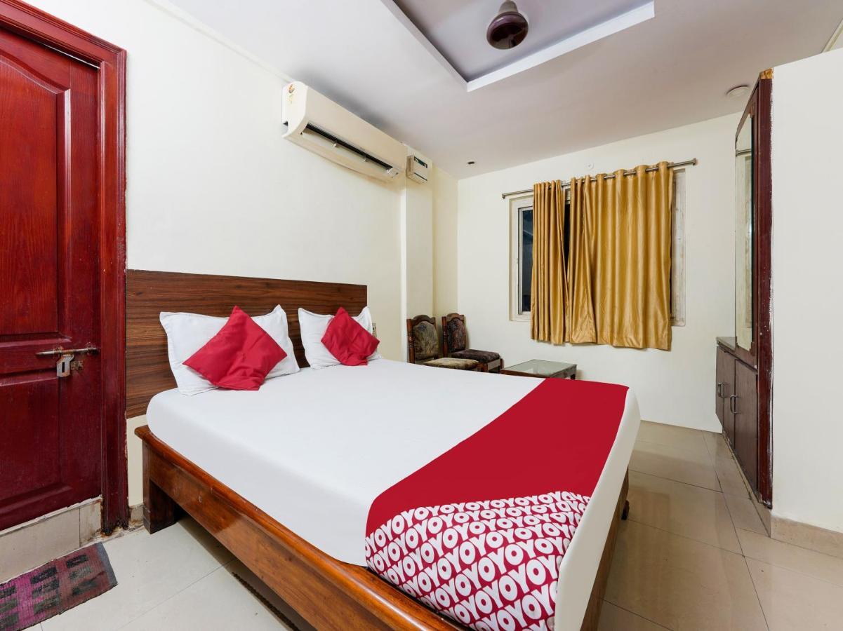 Spot On Hotel Supriya Vijayawāda エクステリア 写真