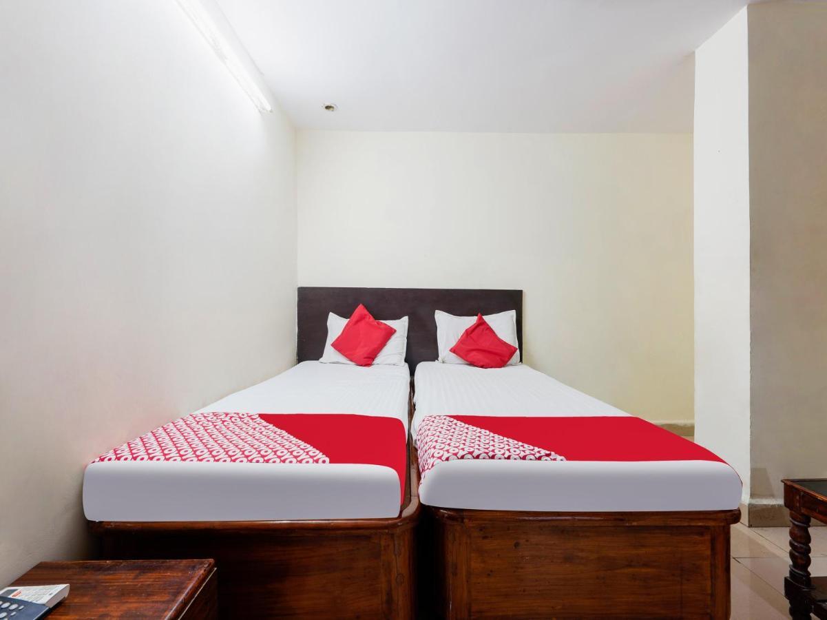 Spot On Hotel Supriya Vijayawāda エクステリア 写真